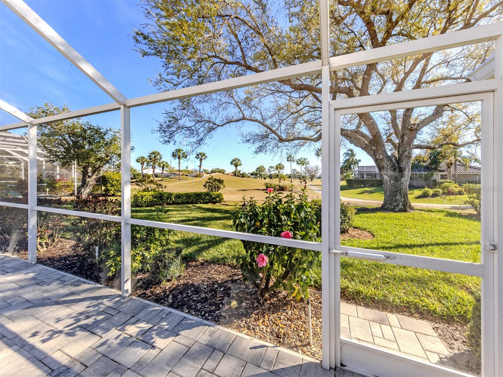 GOVERNORS GREEN - Residential