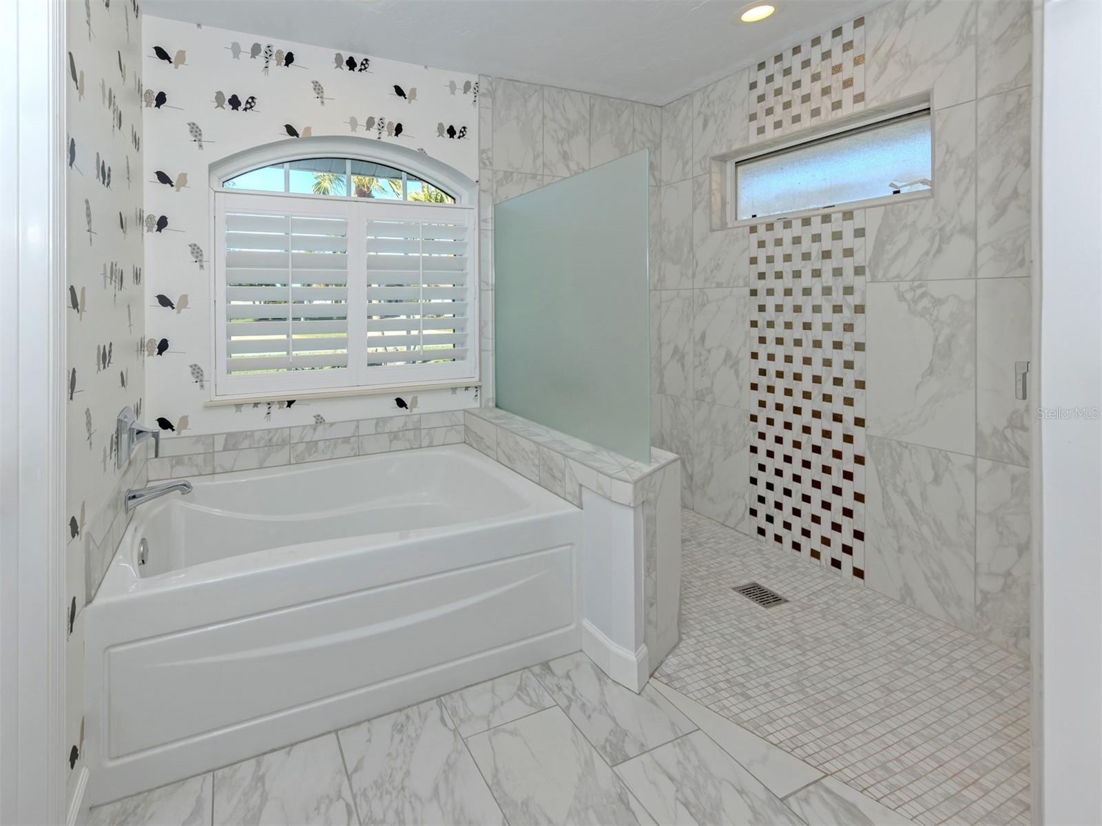 GOVERNORS GREEN - Residential