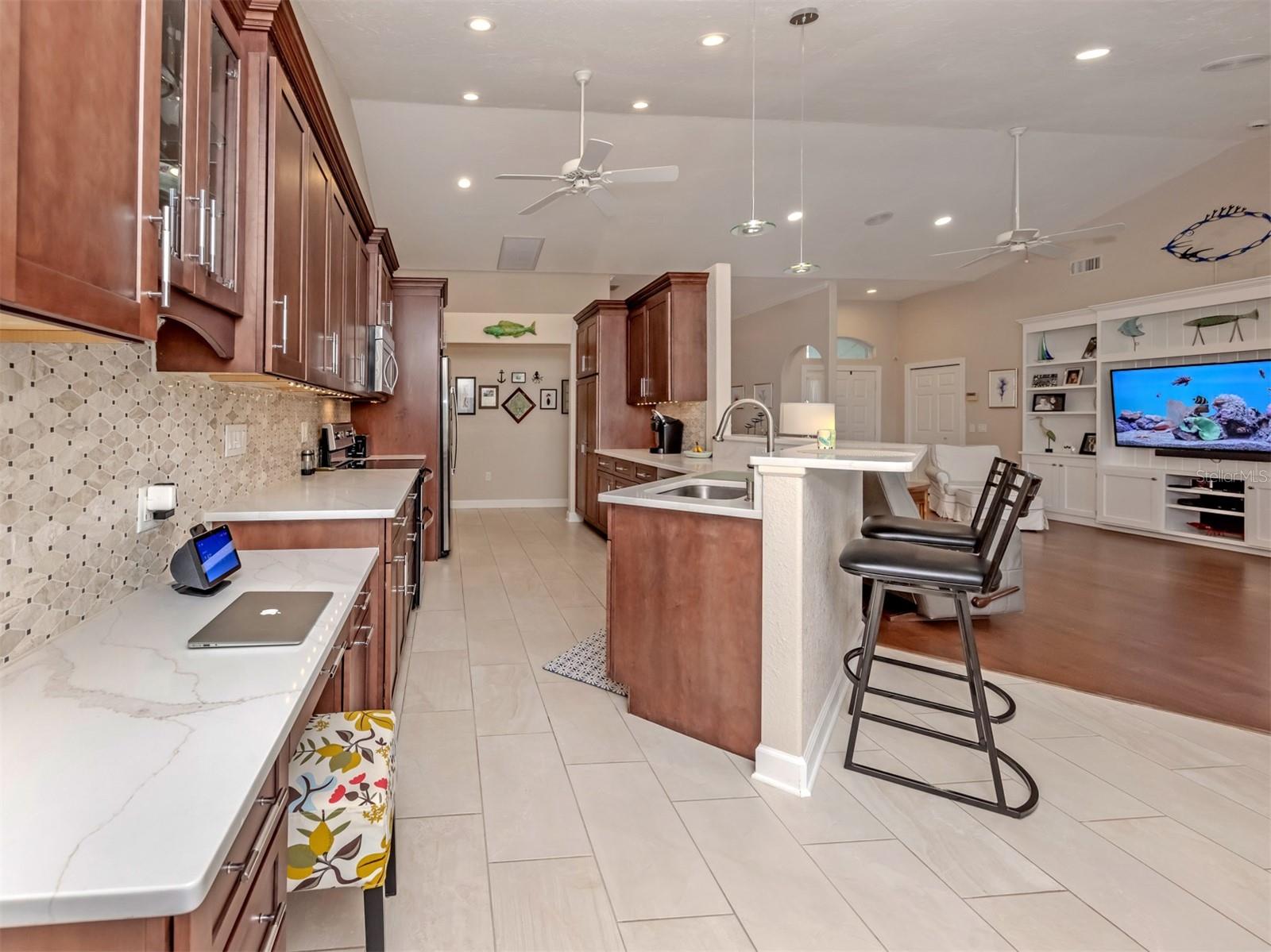 GOVERNORS GREEN - Residential