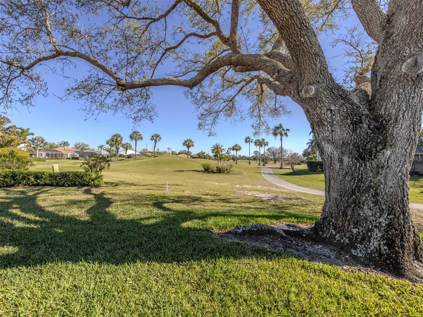 GOVERNORS GREEN - Residential