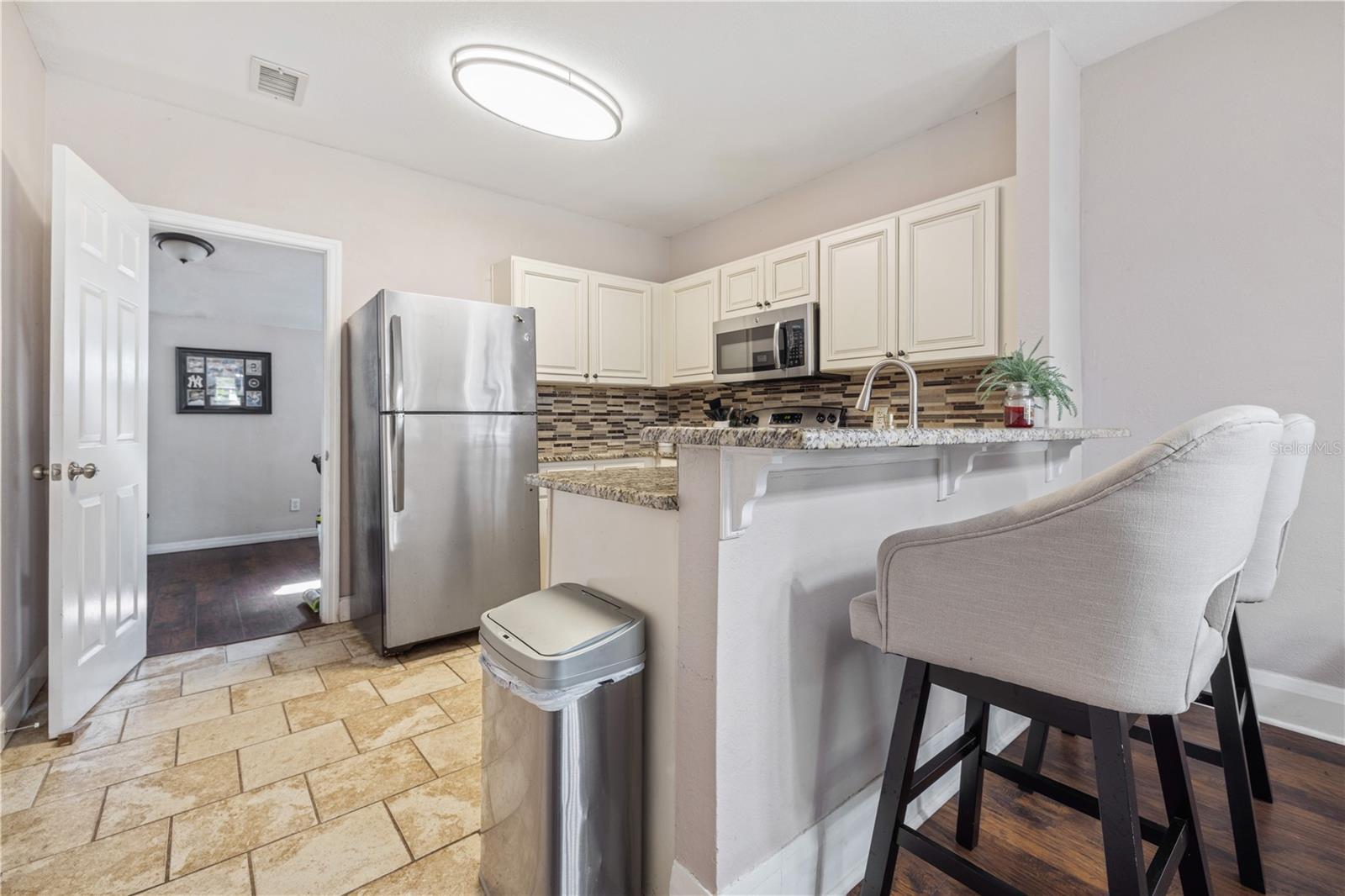 THOMAS D L NEW SUB - Residential