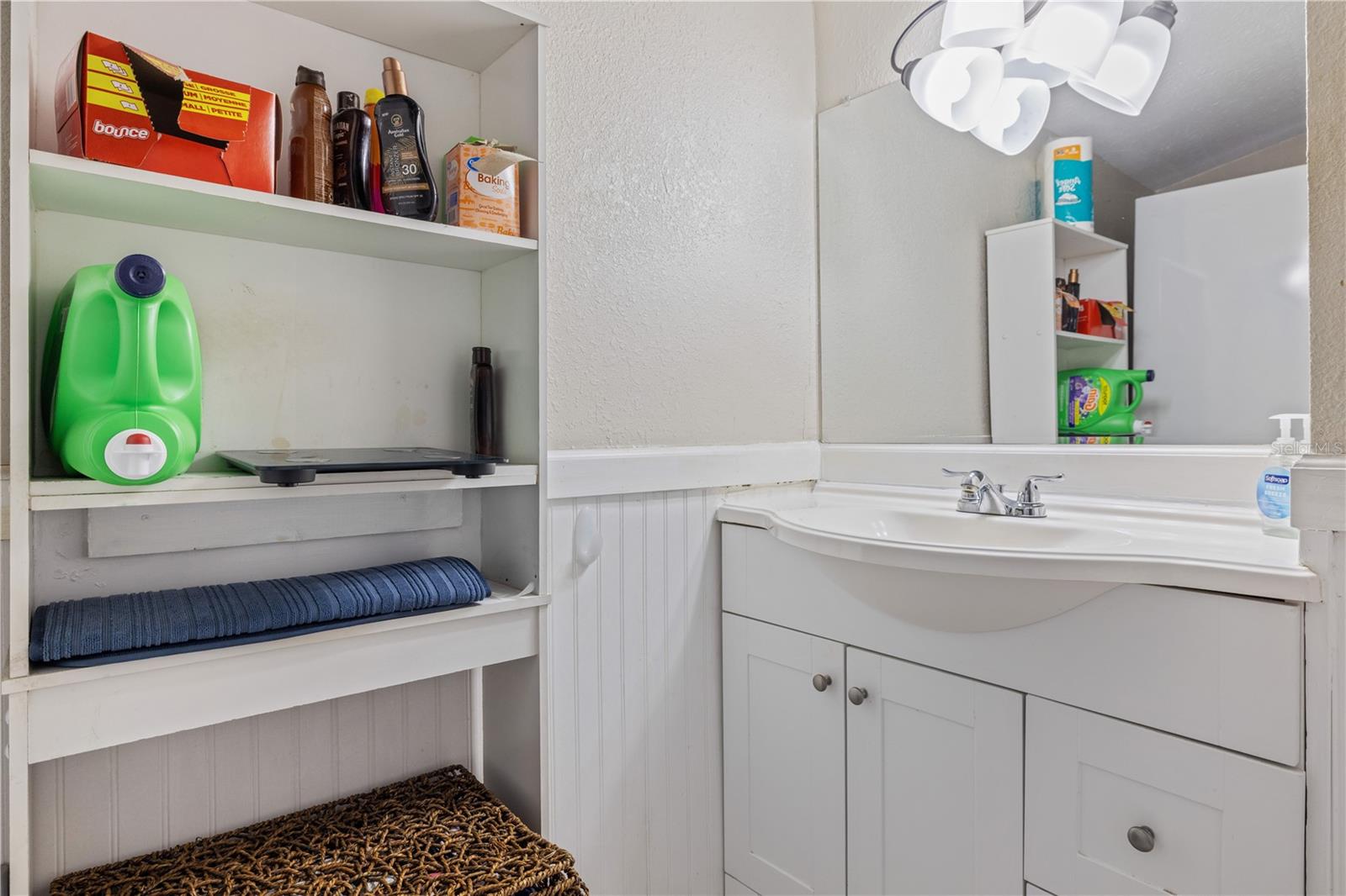 THOMAS D L NEW SUB - Residential