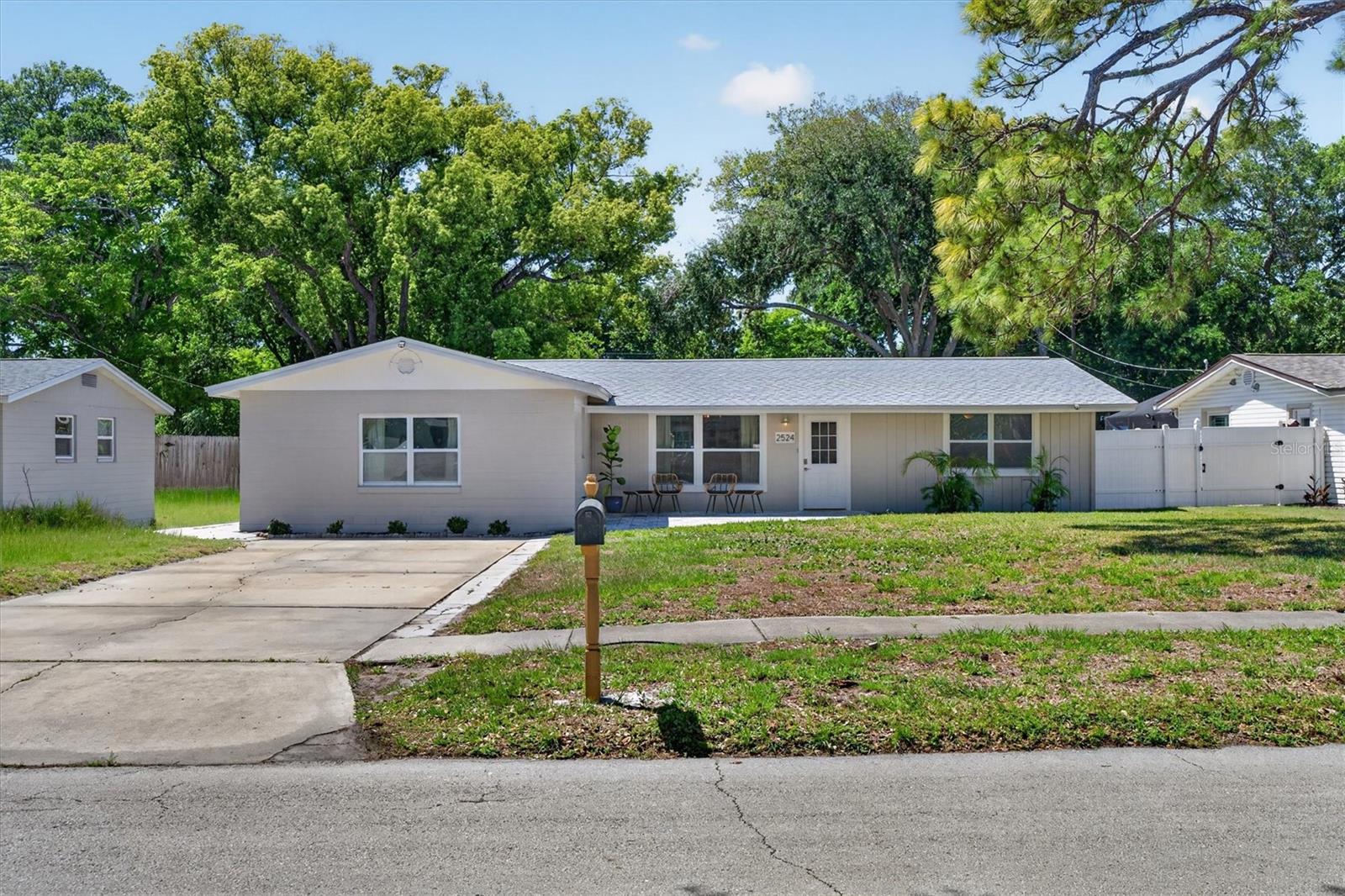 BEULAH MANOR - Residential