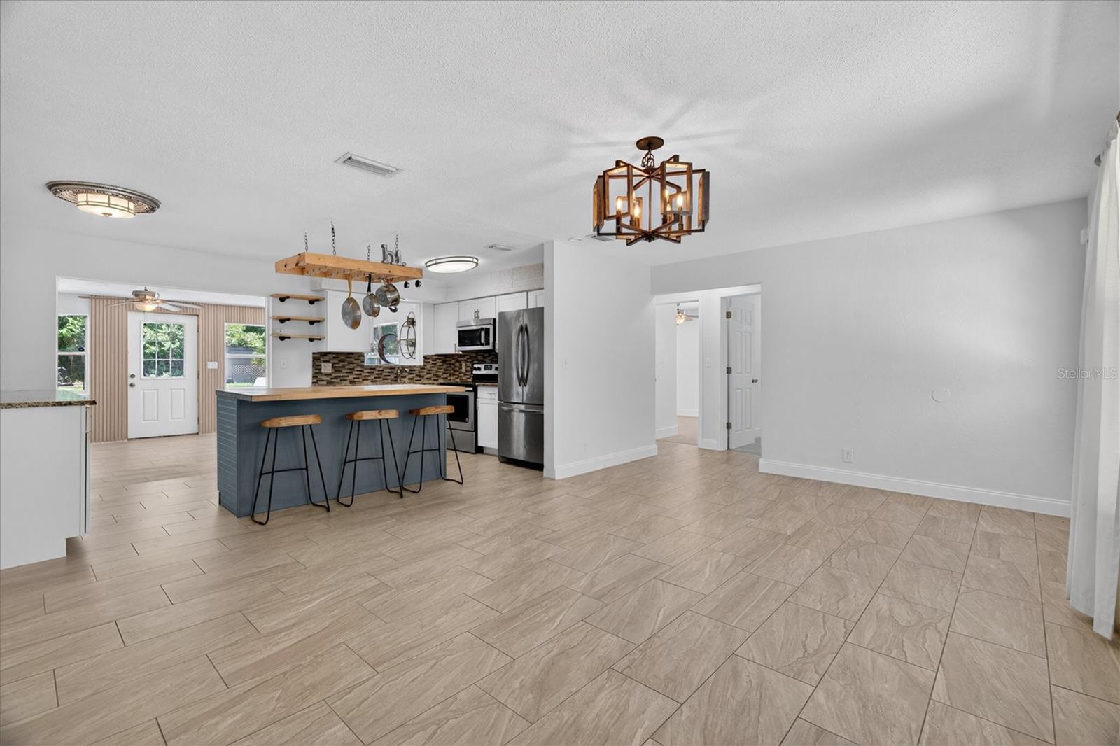 BEULAH MANOR - Residential