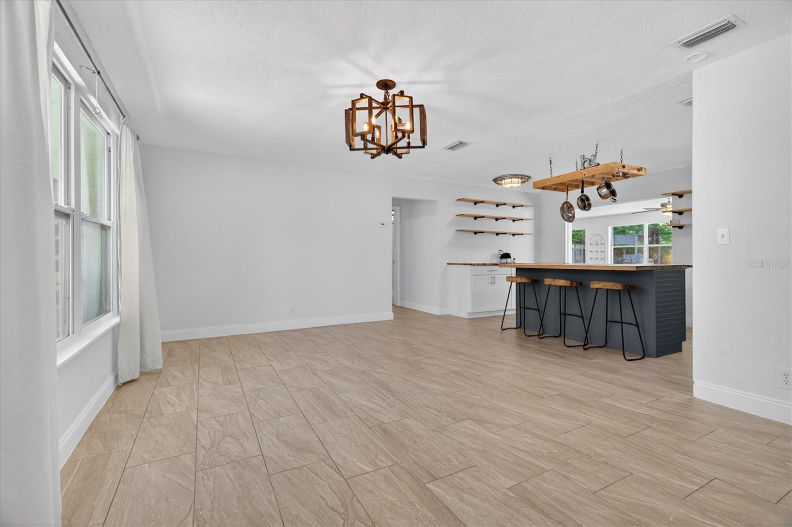 BEULAH MANOR - Residential