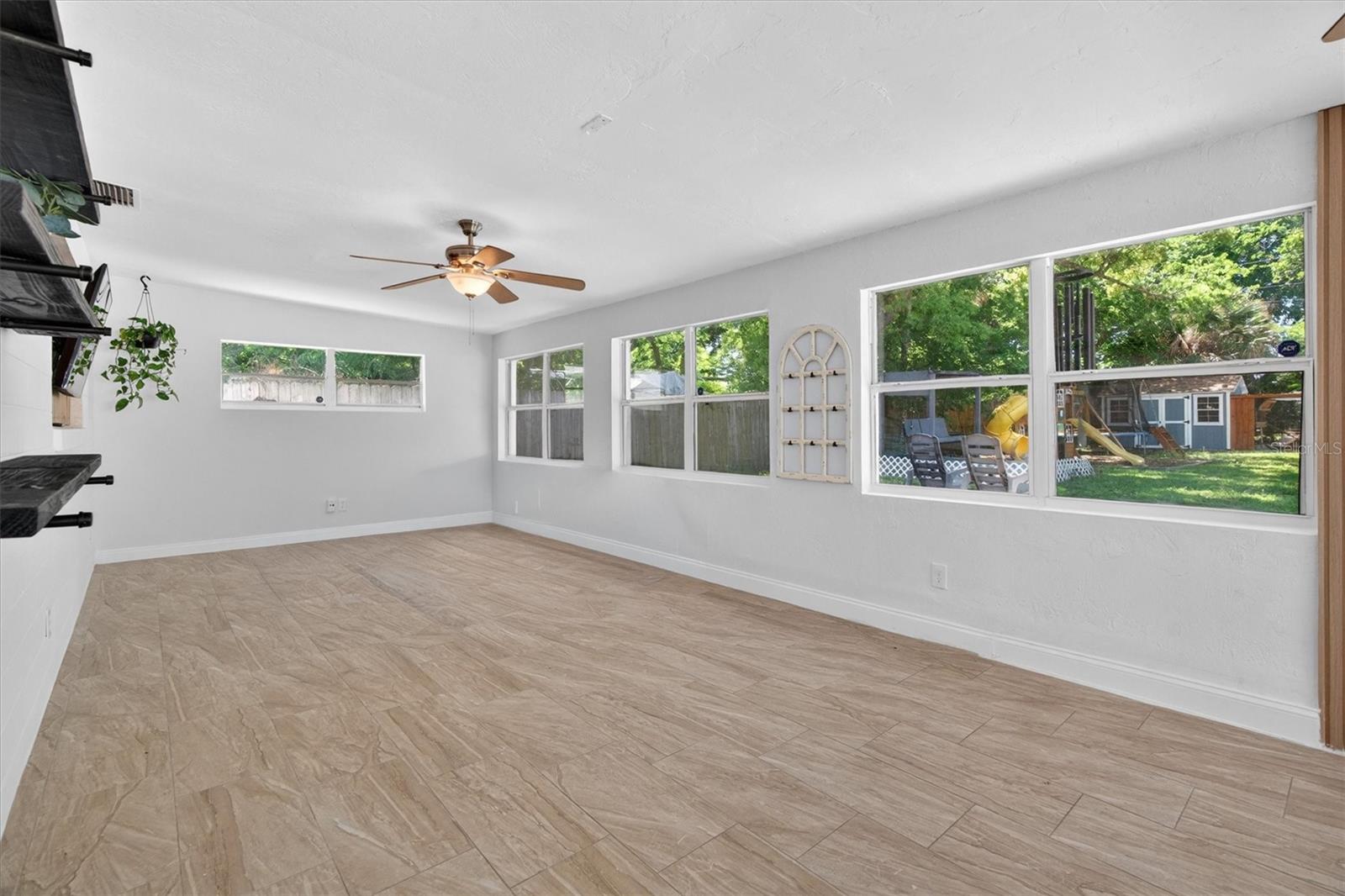 BEULAH MANOR - Residential