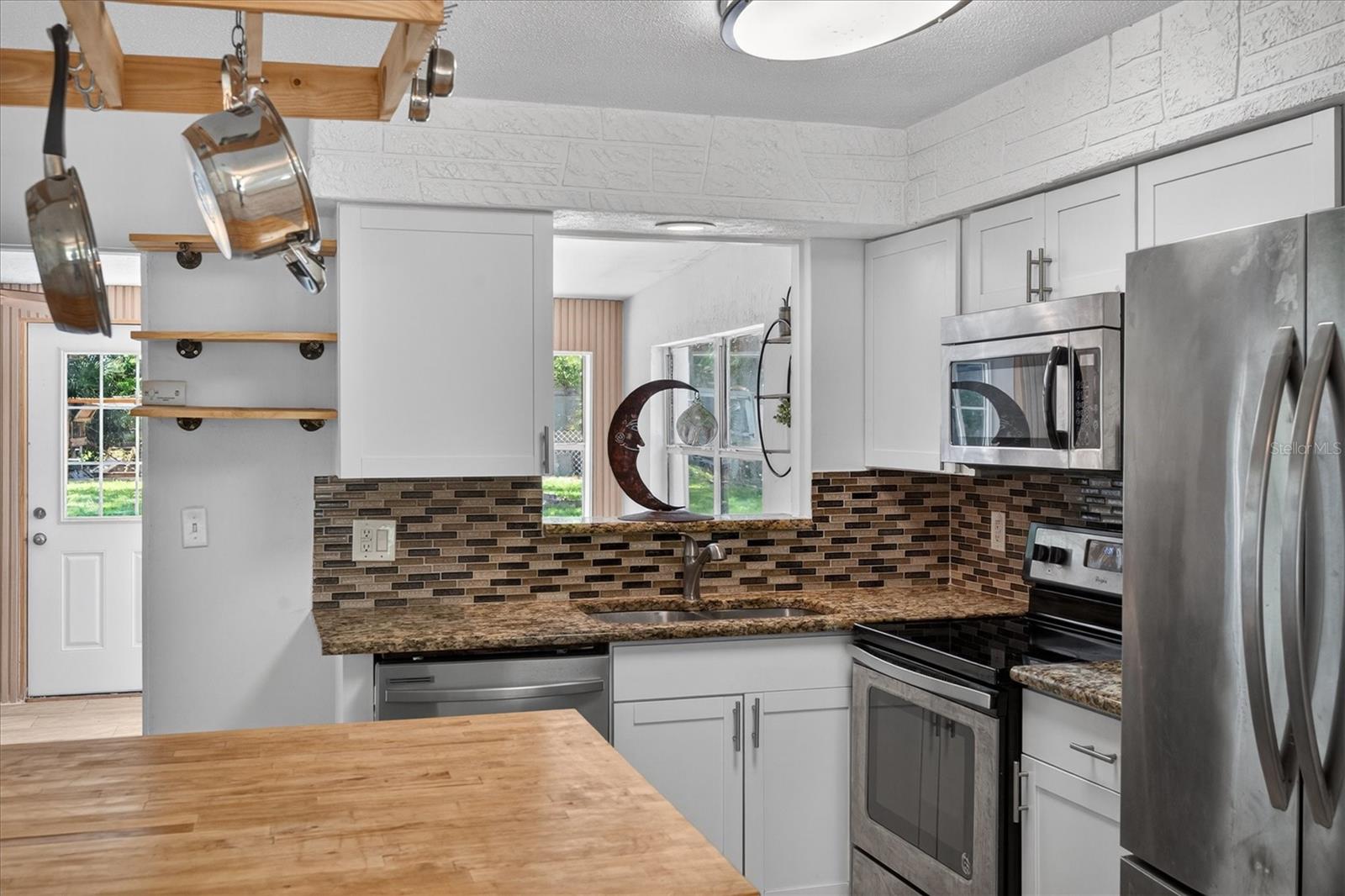 BEULAH MANOR - Residential