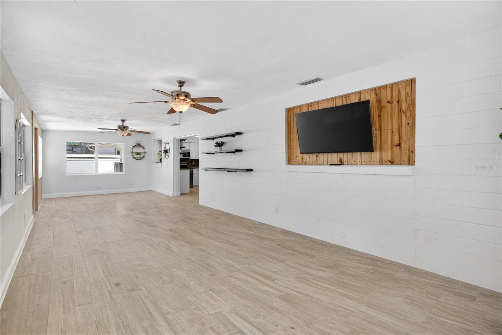 BEULAH MANOR - Residential