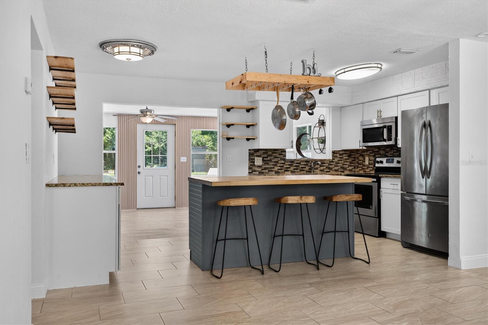 BEULAH MANOR - Residential