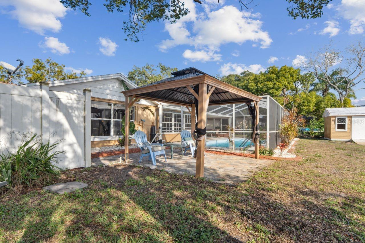 FOREST HILLS - Residential