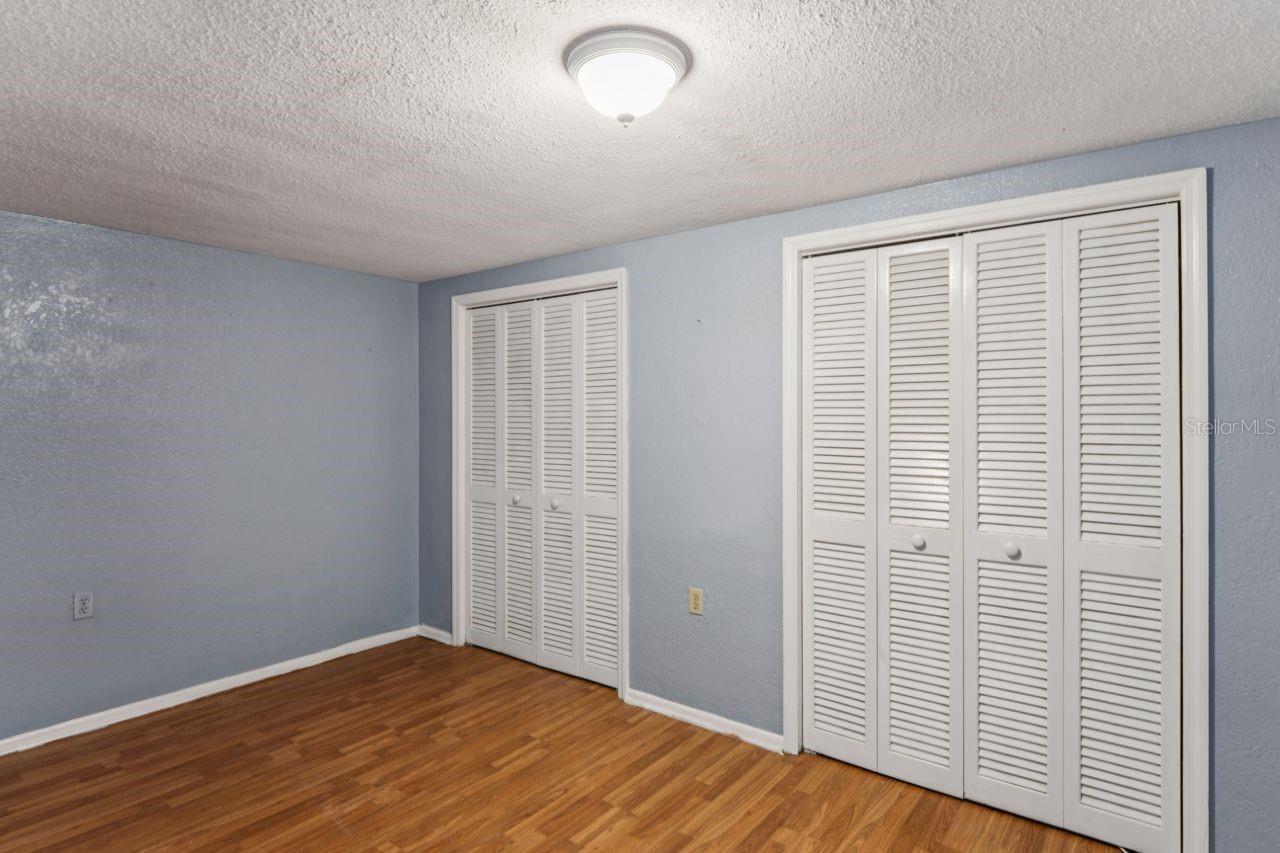 FOREST HILLS - Residential