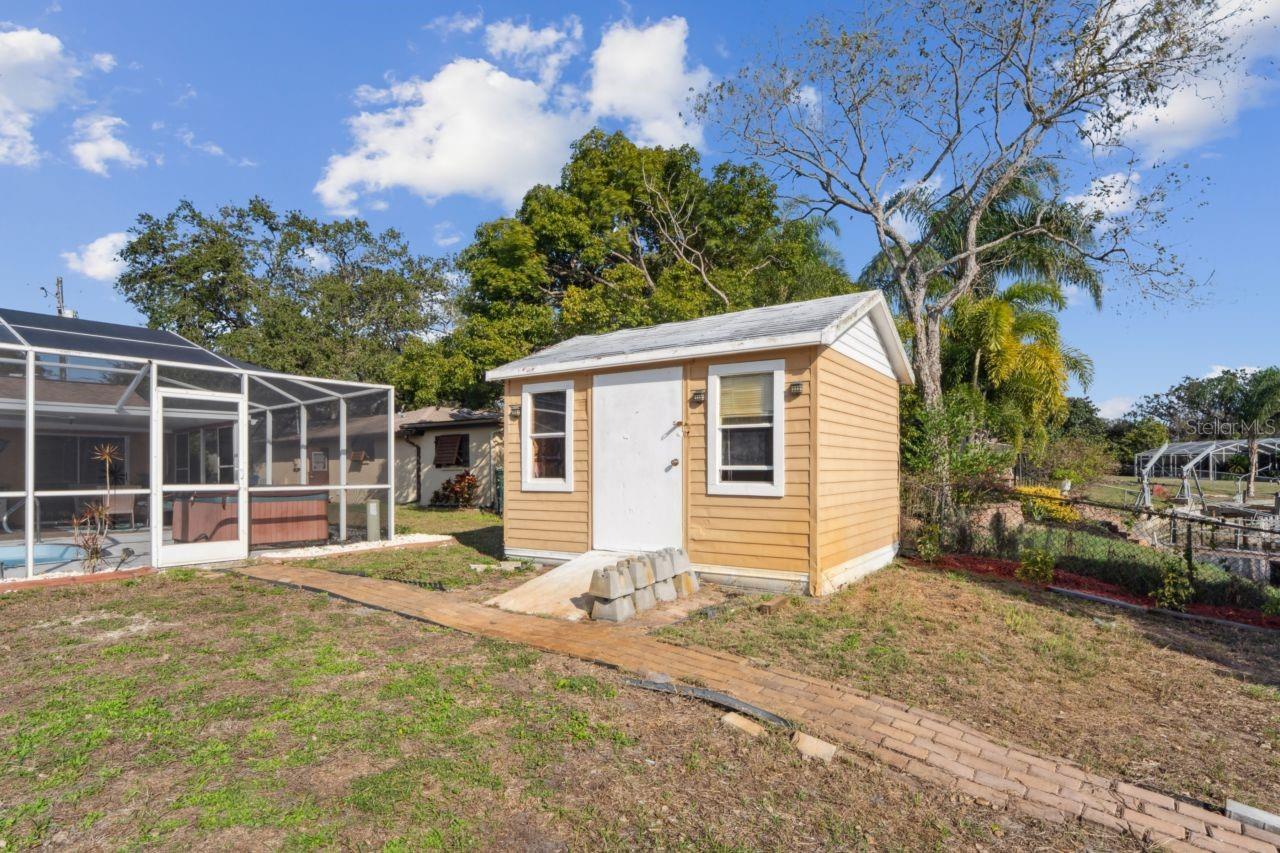 FOREST HILLS - Residential