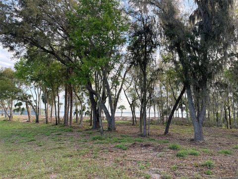Tiny photo for 12115 SE Sunset Harbor Road, Weirsdale, FL 32195 (MLS # OM696243)