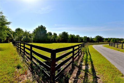 Tiny photo for 12115 SE Sunset Harbor Road, Weirsdale, FL 32195 (MLS # OM696243)