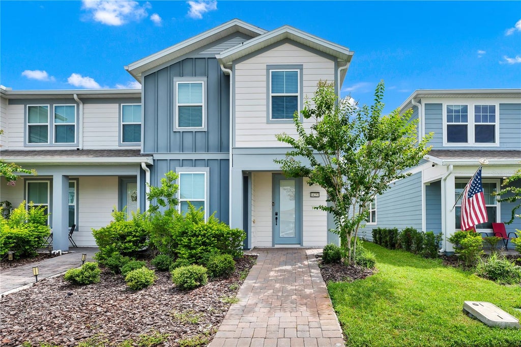 Photo of 14253 Lanikai Beach Drive, Orlando, FL 32827 (MLS # O6425897)