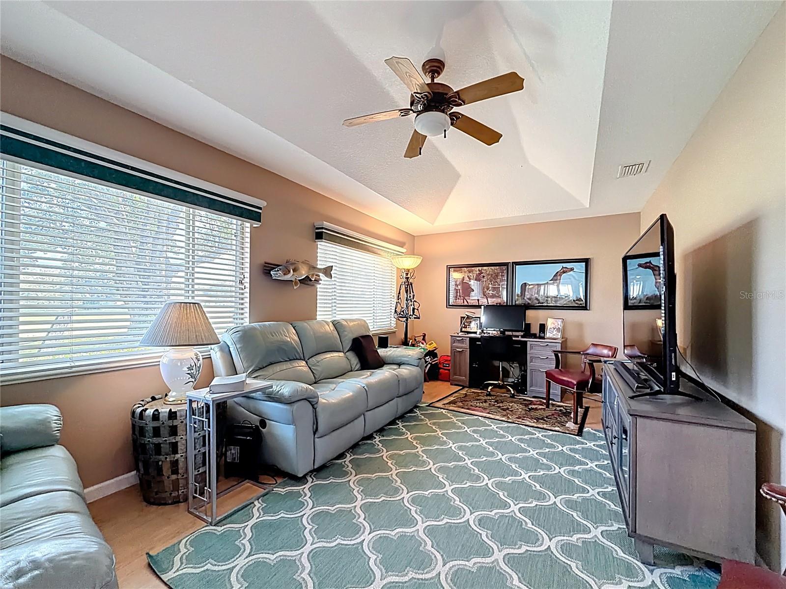 OCALA PALMS - Residential