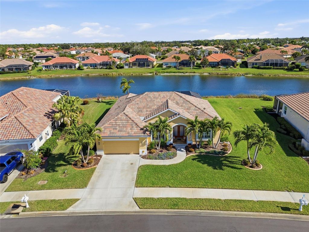 Photo of 677 Lakescene Drive, Venice, FL 34293 (MLS # N6142207)