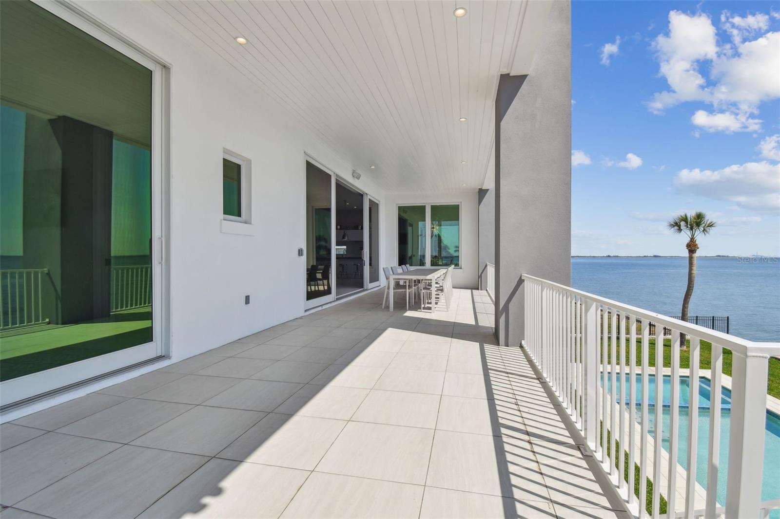 DAVIS ISLANDS - Residential