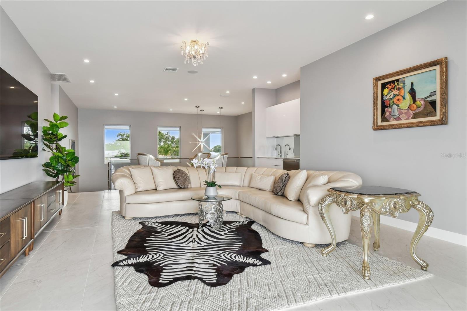 DAVIS ISLANDS - Residential