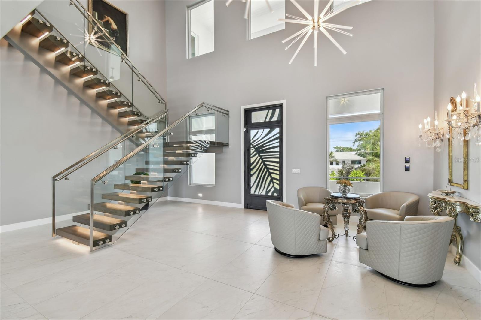 DAVIS ISLANDS - Residential