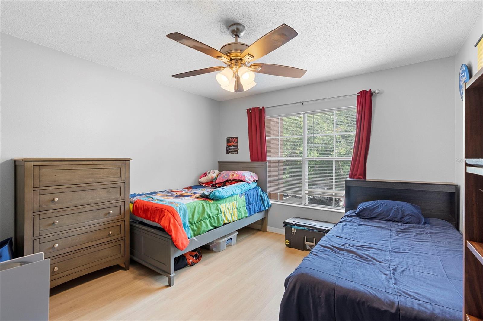 VILLAS AT LAKESIDE A CONDO - Residential