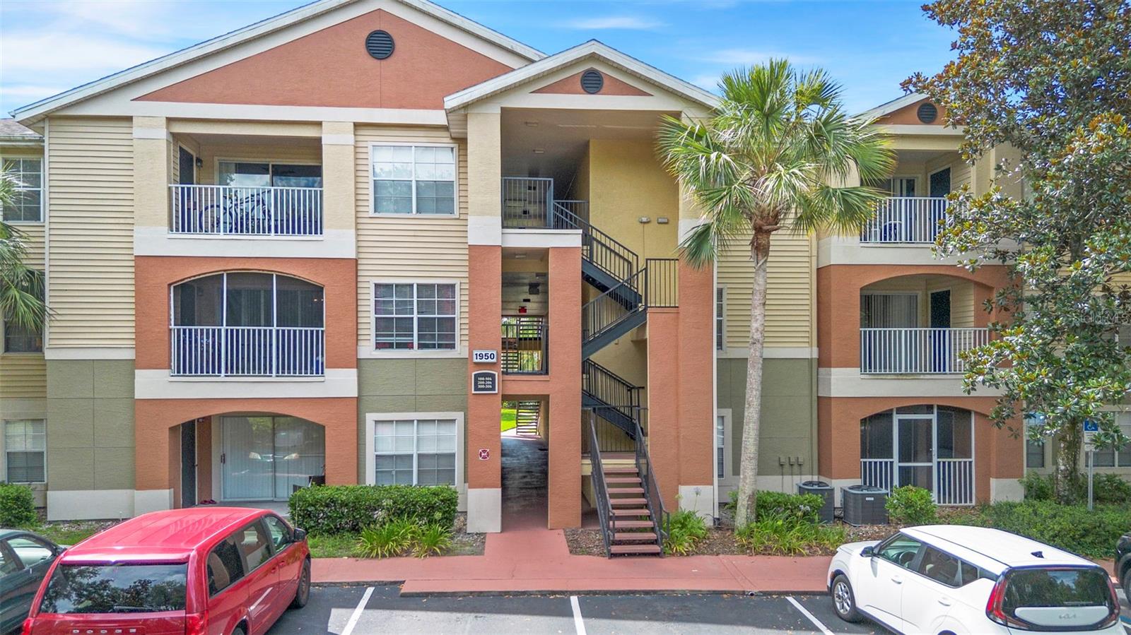 VILLAS AT LAKESIDE A CONDO - Residential