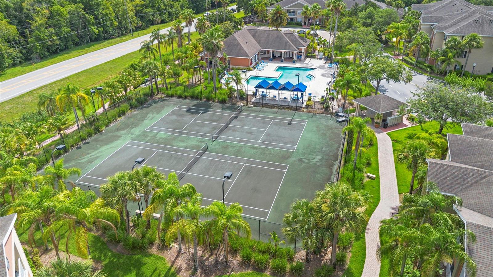 VILLAS AT LAKESIDE A CONDO - Residential