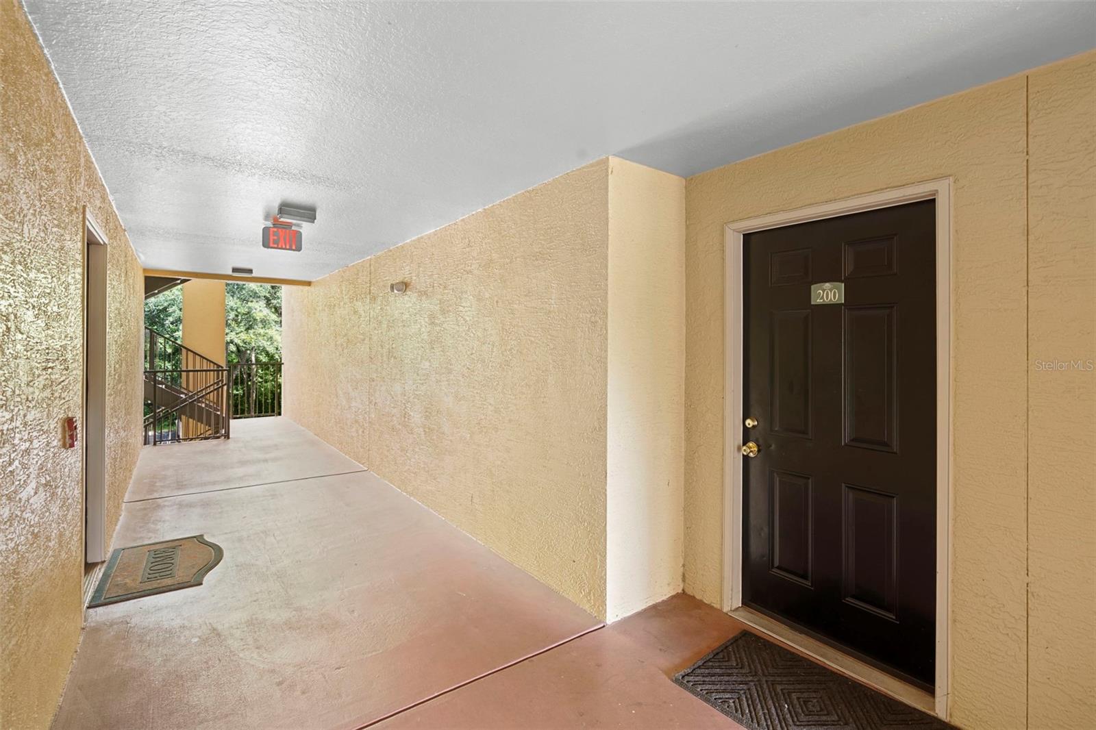 VILLAS AT LAKESIDE A CONDO - Residential