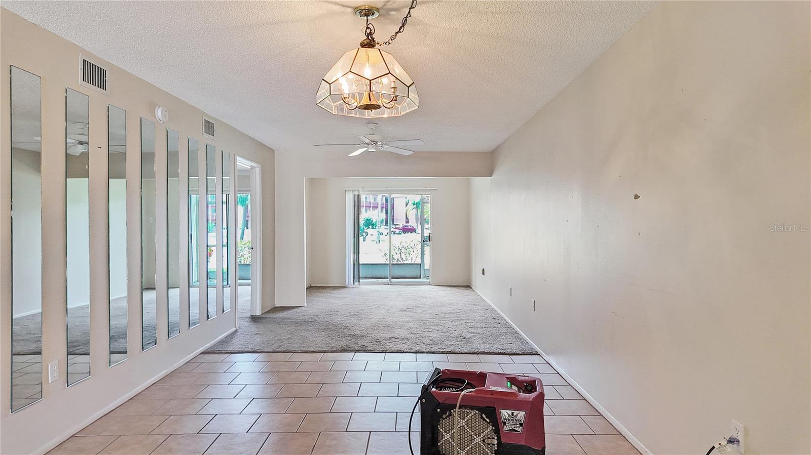 BAYSHORE ON THE LAKE APTS SEC 4 - Residential
