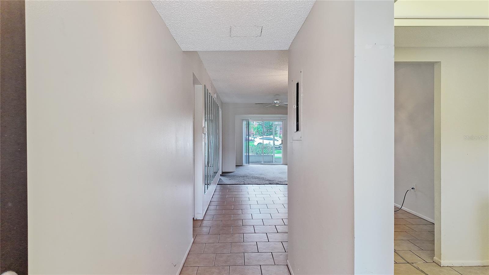 BAYSHORE ON THE LAKE APTS SEC 4 - Residential