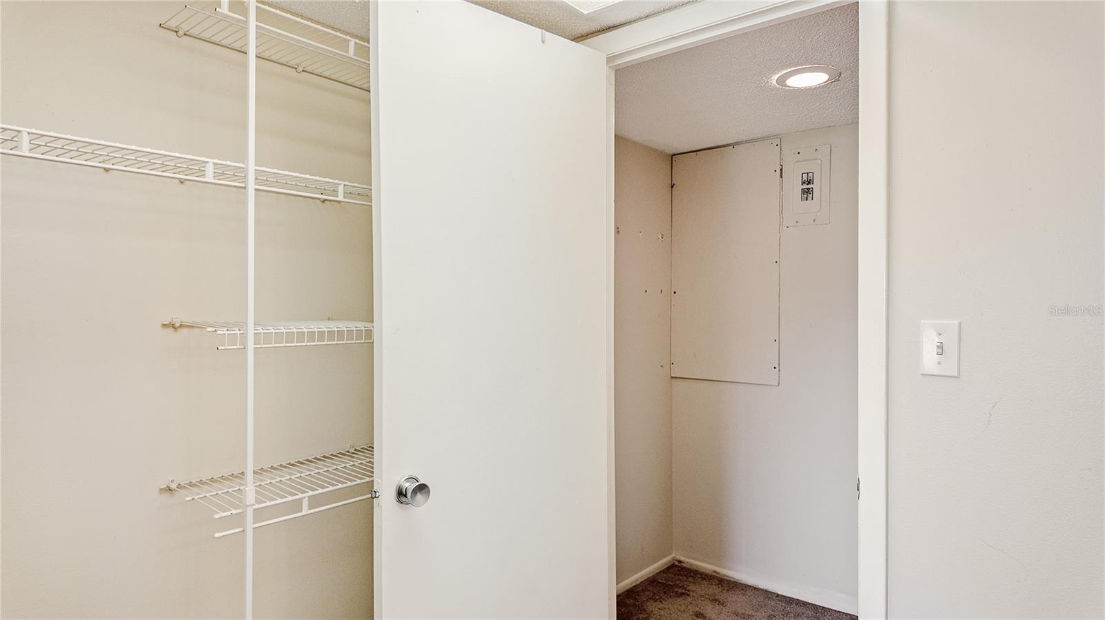 BAYSHORE ON THE LAKE APTS SEC 4 - Residential