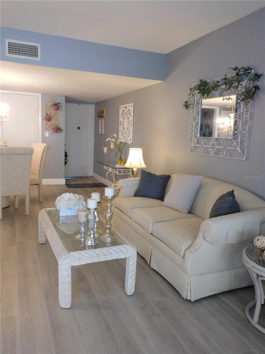 860 S VILLAGE DRIVE N 101