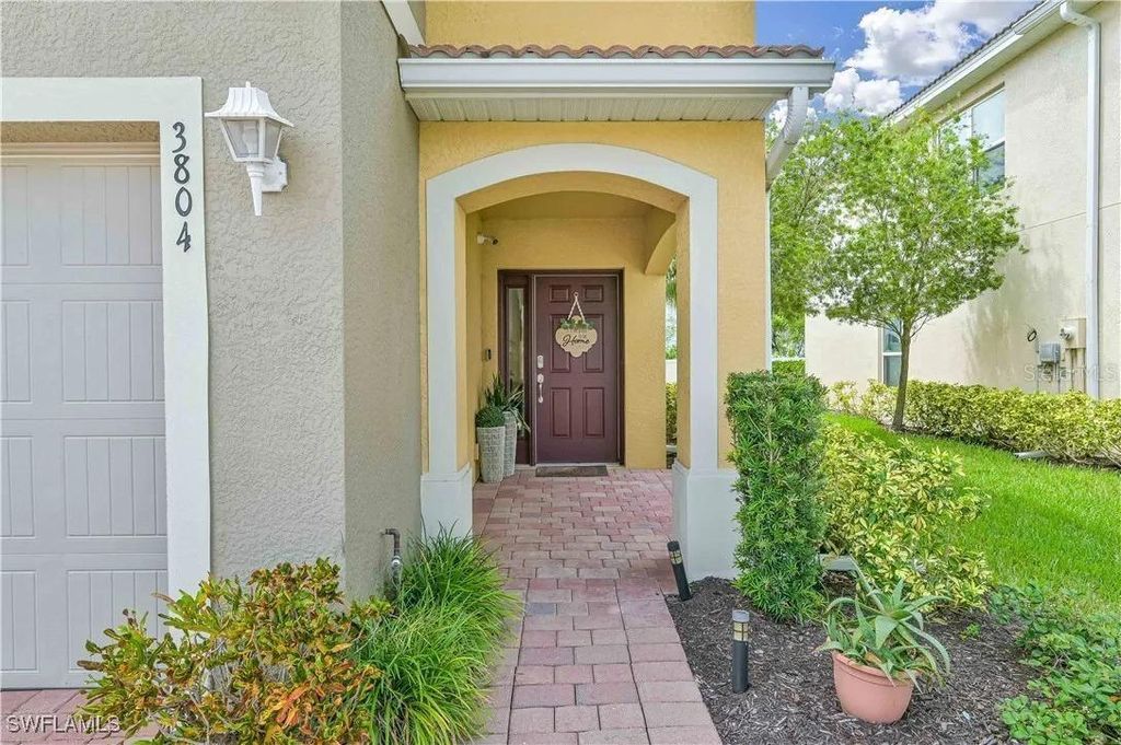 Photo of 3804 Tilbor Circle, Fort Myers, FL 33916 (MLS # O6382744)