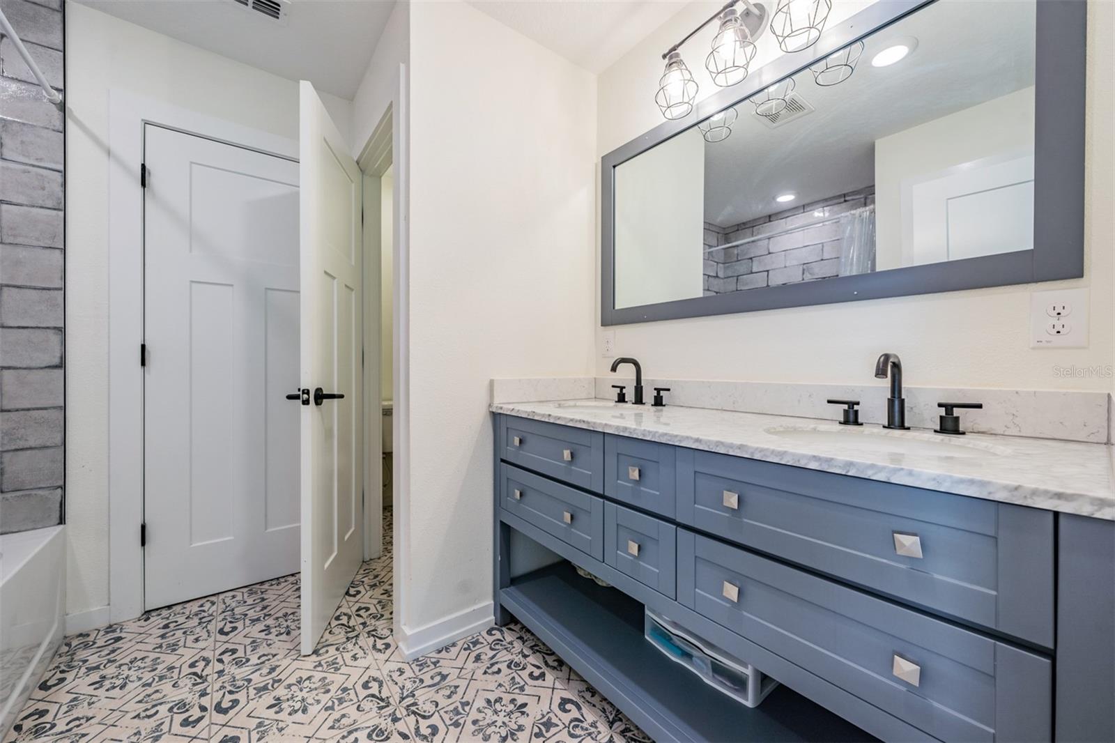 BLANTON - Residential