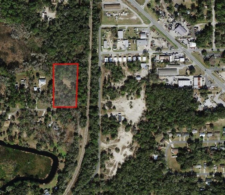 Beautiful 2.4 acre Parcel located in Lake Gardens of Citrus. Enjoy all Historic Dunnellon has to offer from Shopping, Dining, Fishing, Boating, Hiking, Biking and more! Make an offer today, large parcels like this are hard to find!
