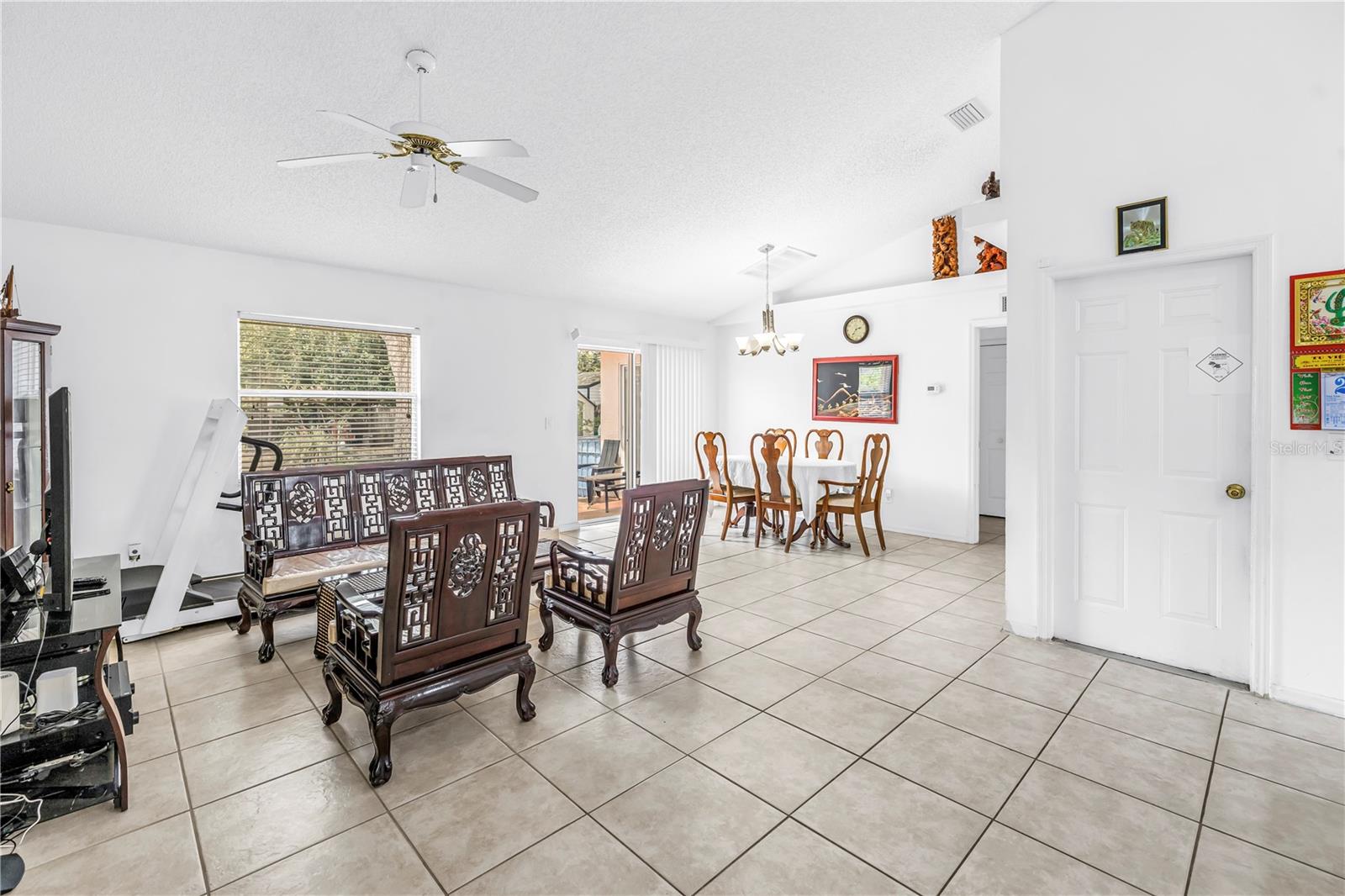 SEMINOLE MANOR 1ST ADD - Residential