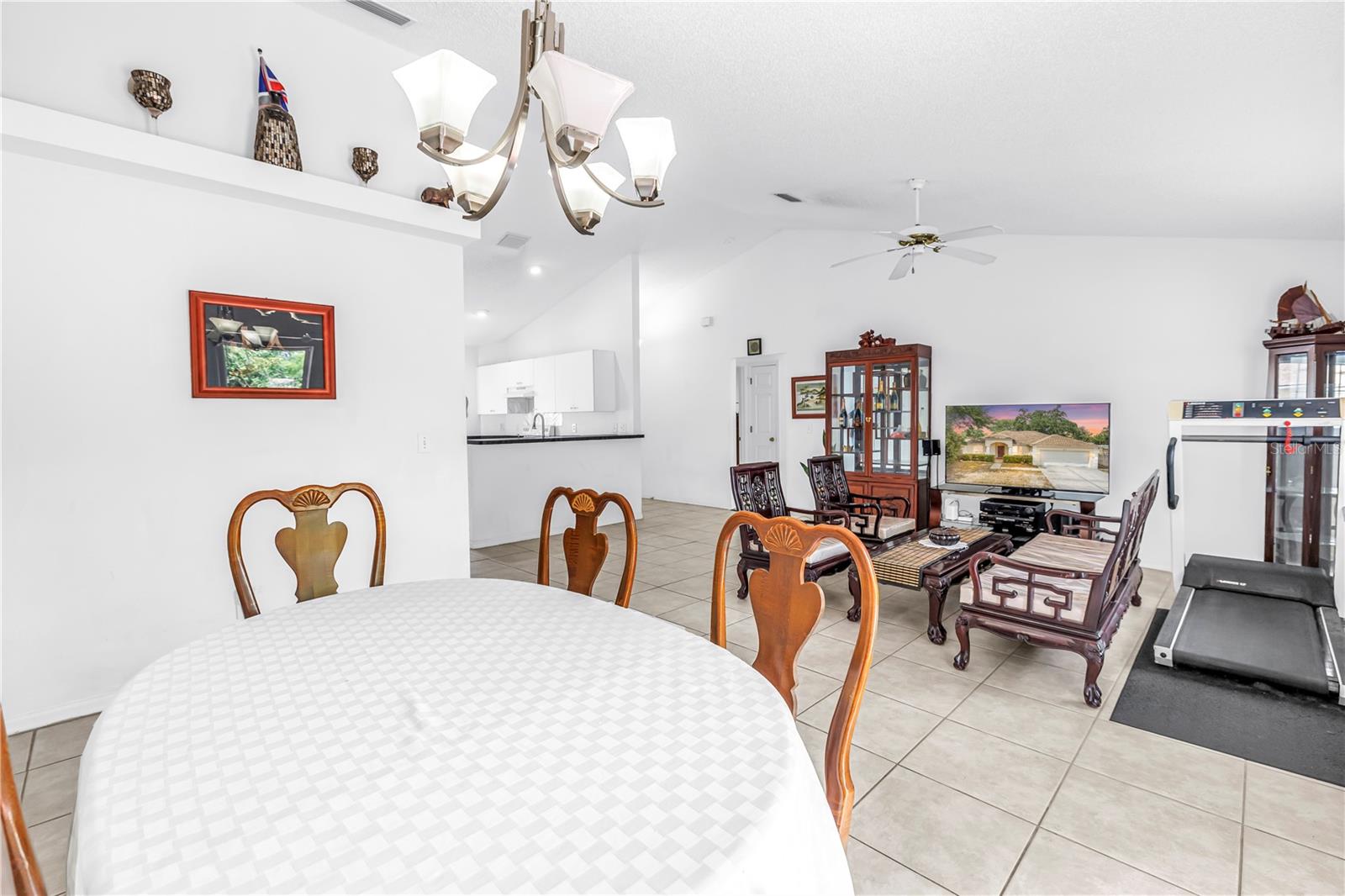 SEMINOLE MANOR 1ST ADD - Residential