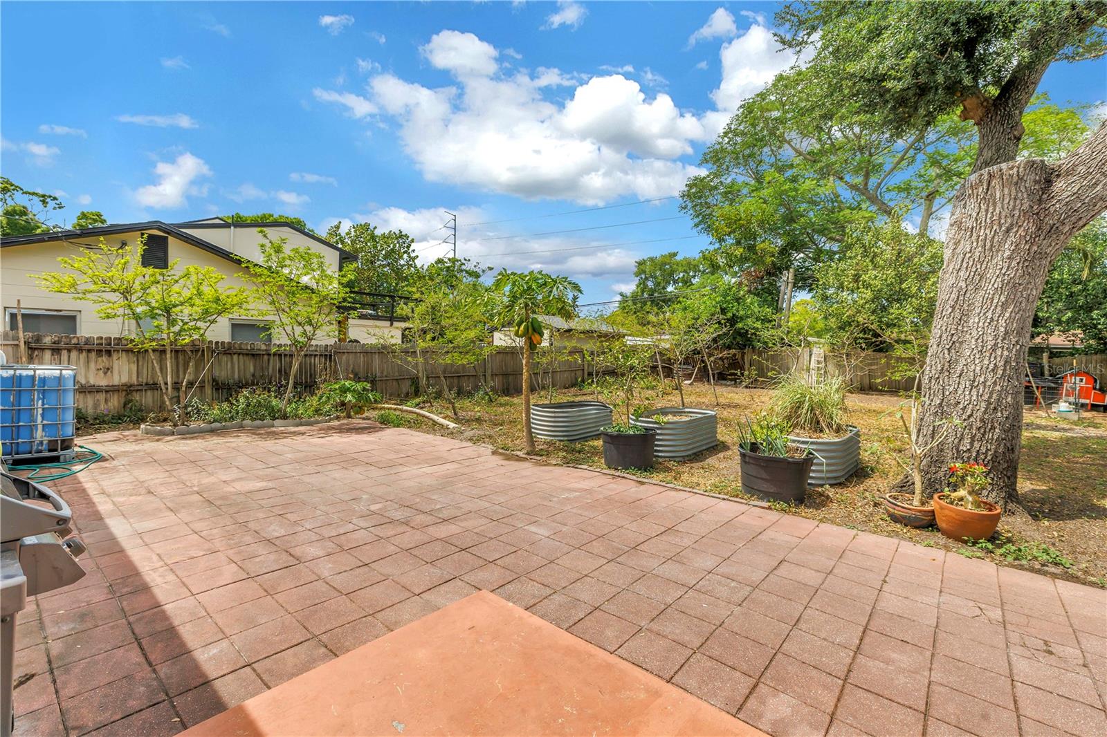 SEMINOLE MANOR 1ST ADD - Residential