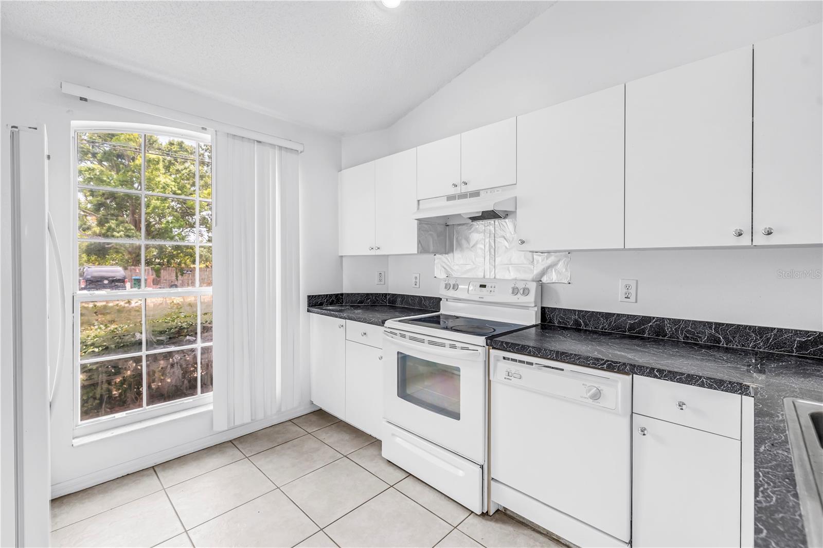 SEMINOLE MANOR 1ST ADD - Residential