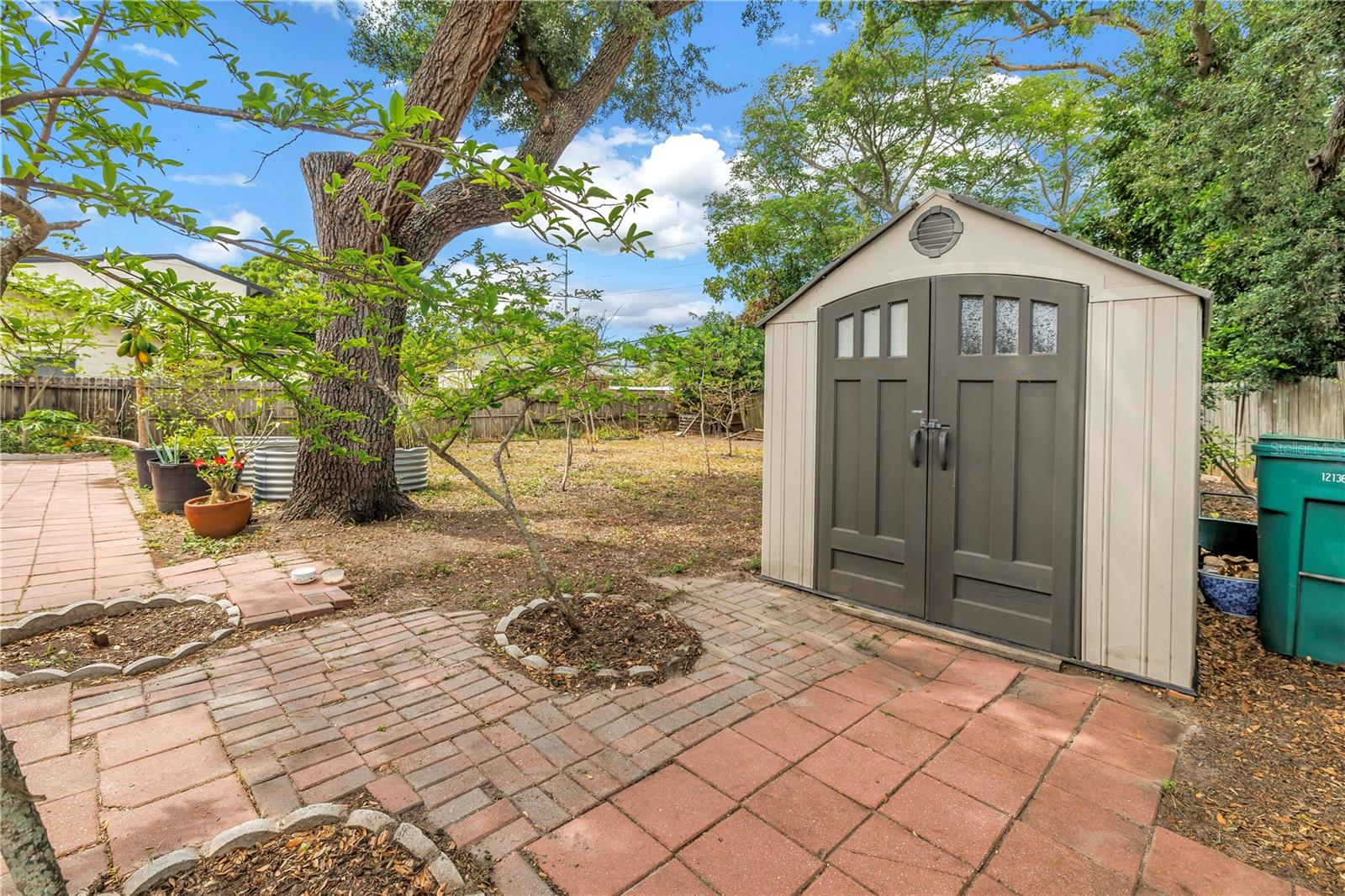 SEMINOLE MANOR 1ST ADD - Residential