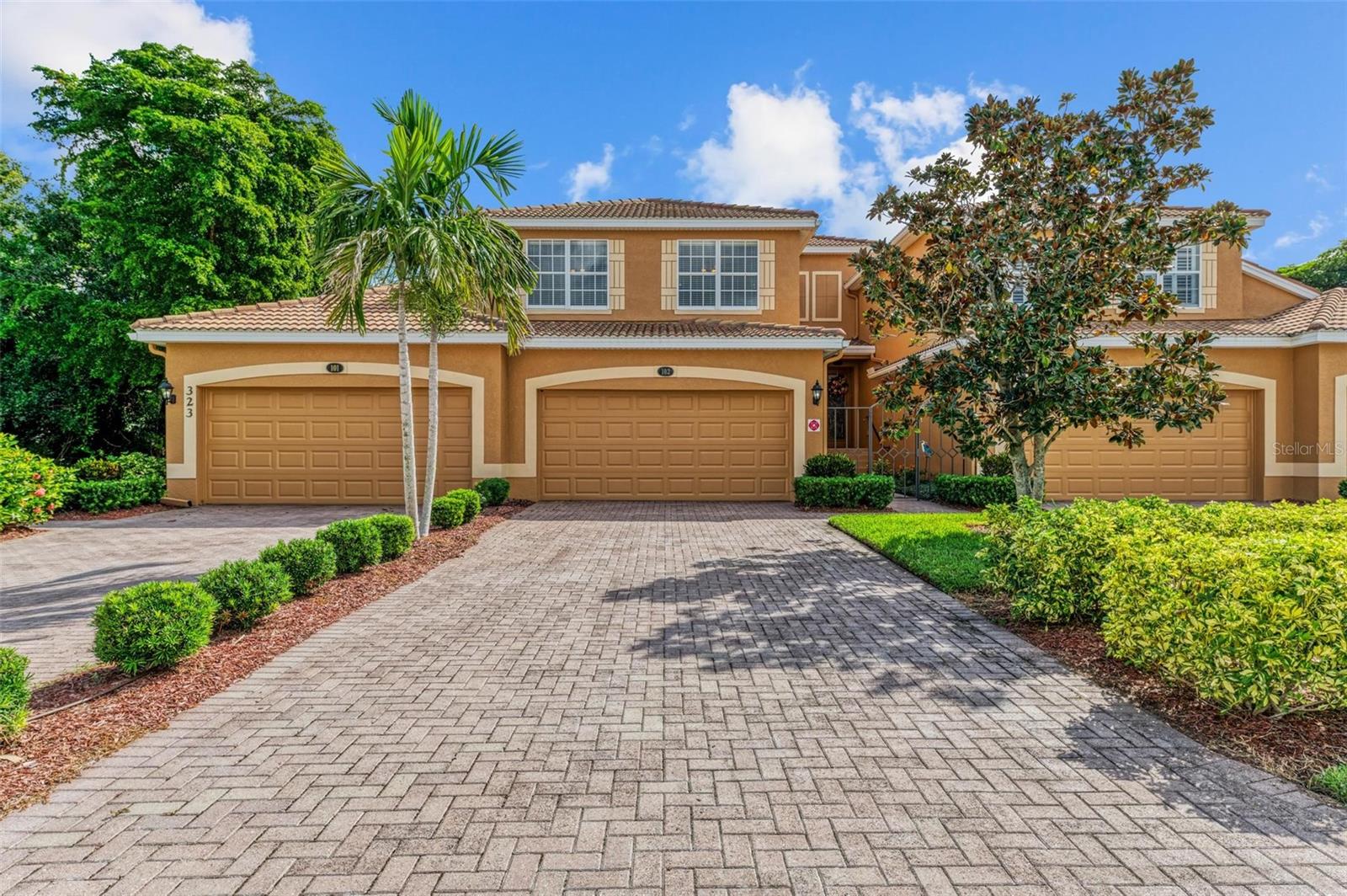 323 WINDING BROOK LANE 102