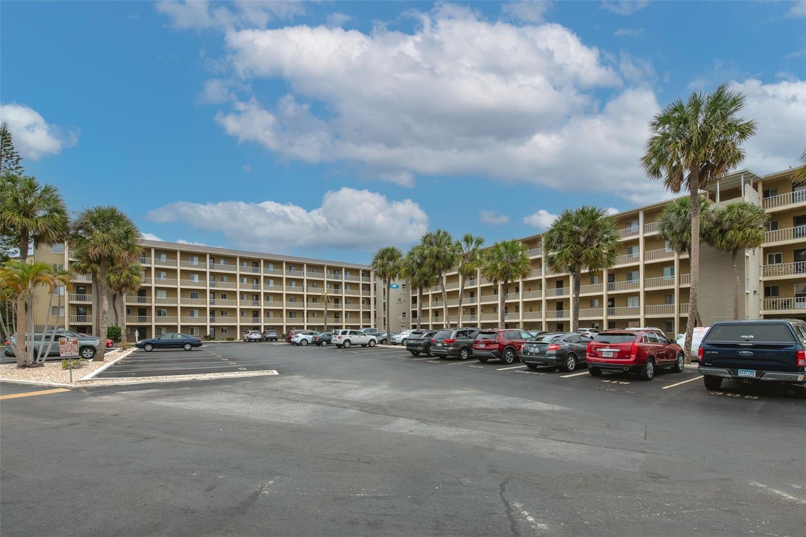 3753 LAKE BAYSHORE DRIVE H305