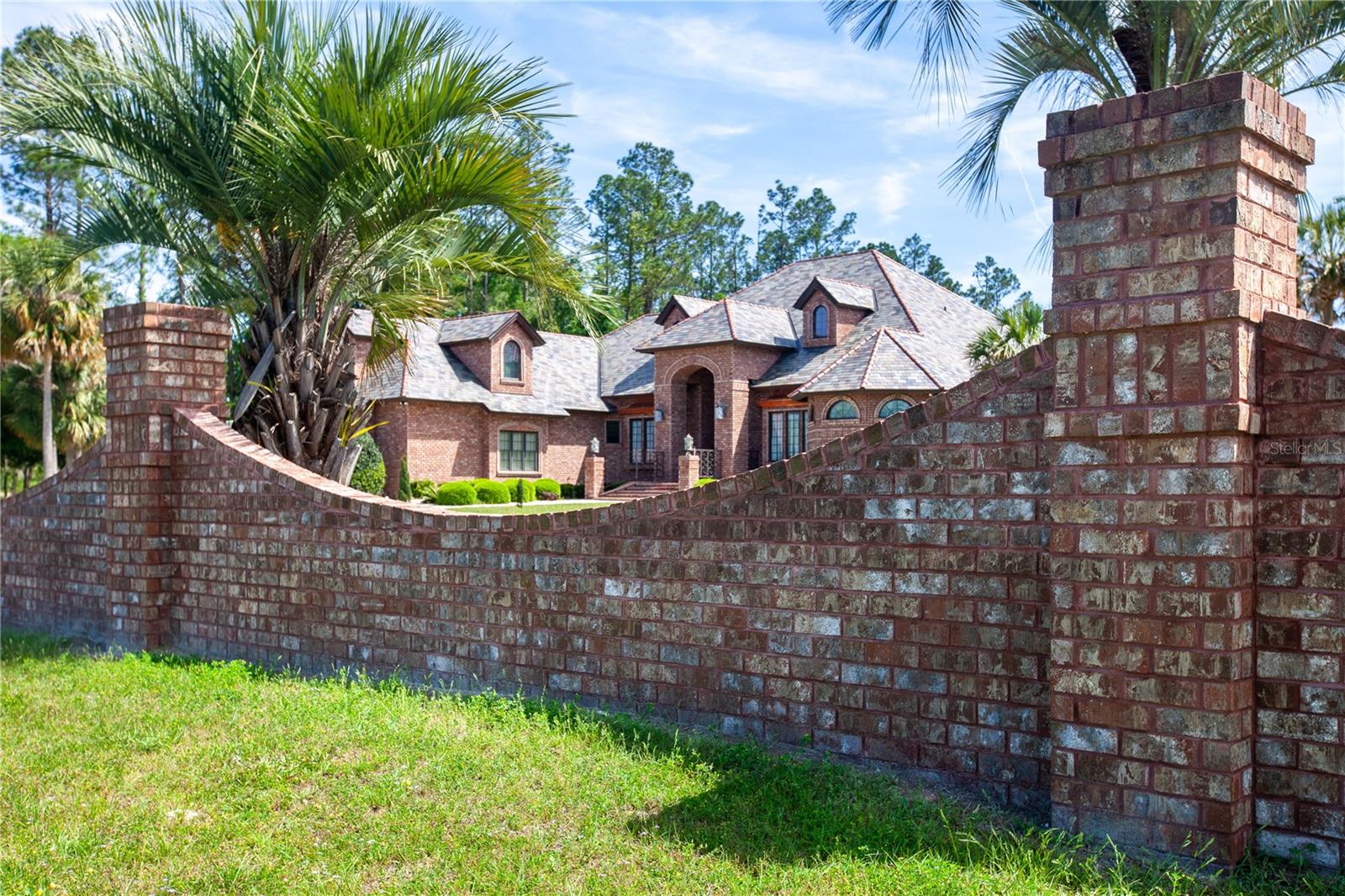 COLUMBIA MEADOWS - Residential