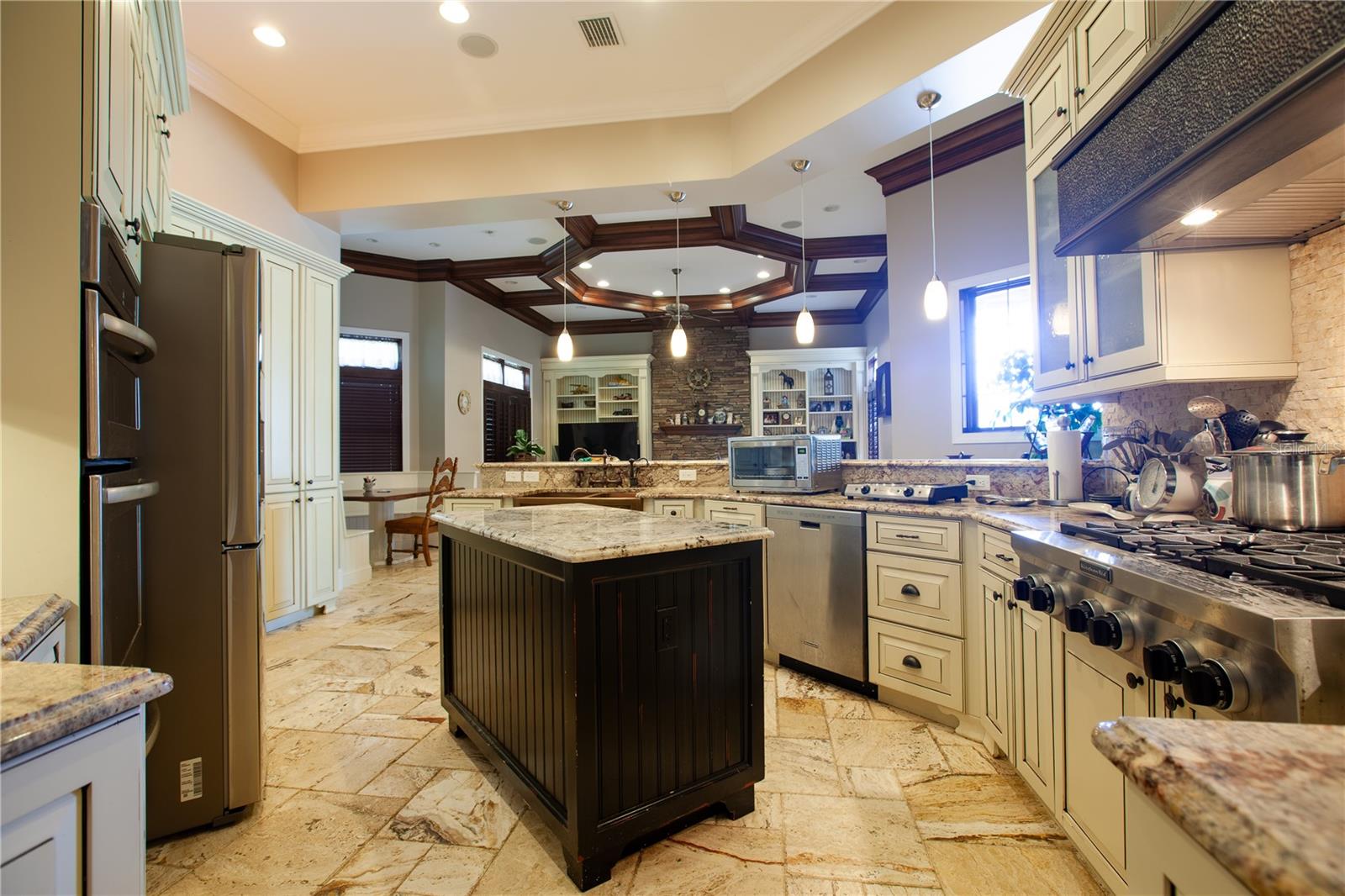 COLUMBIA MEADOWS - Residential