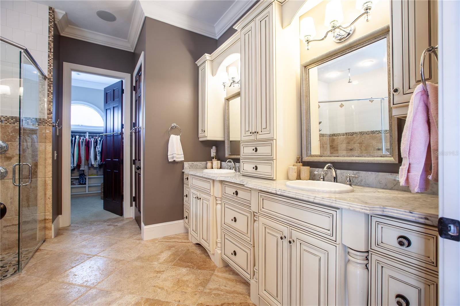 COLUMBIA MEADOWS - Residential