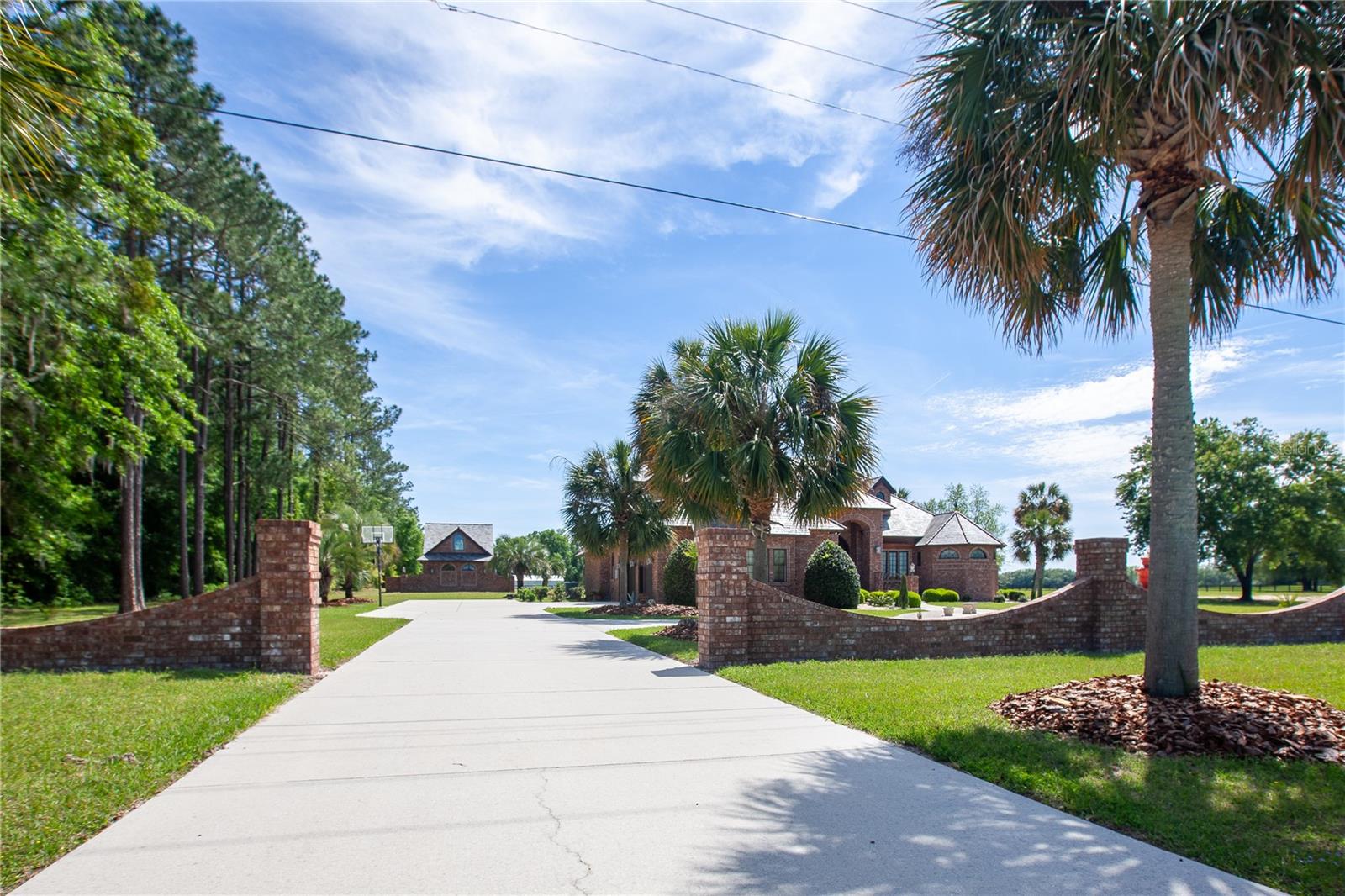 COLUMBIA MEADOWS - Residential