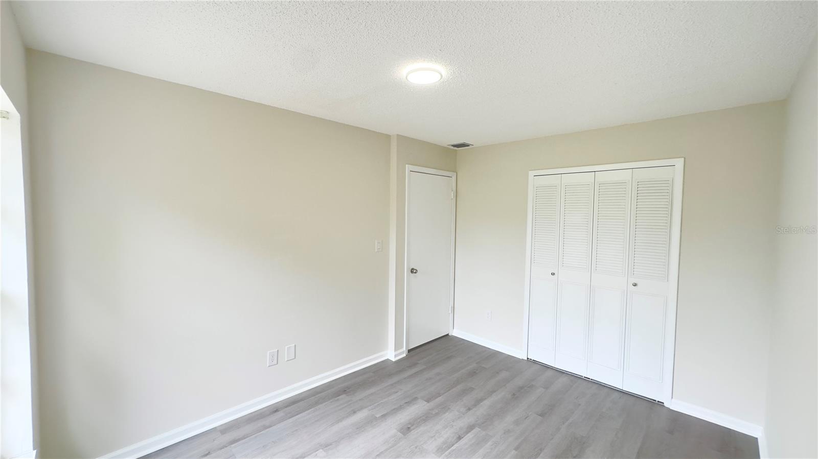 DELTONA LAKES UNIT 05 - Residential