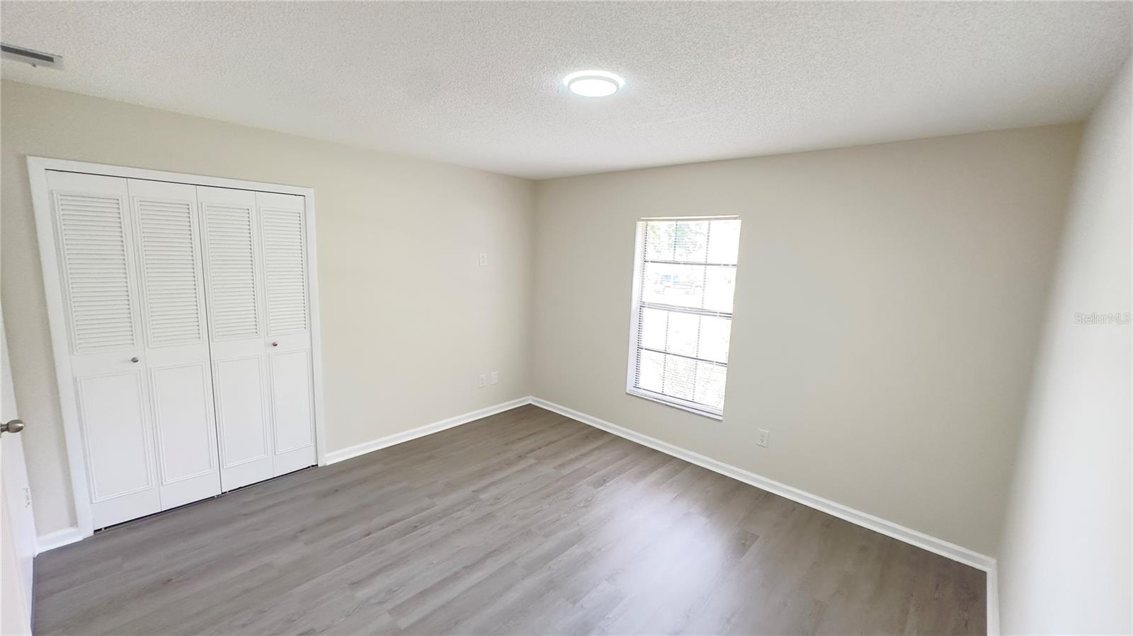 DELTONA LAKES UNIT 05 - Residential