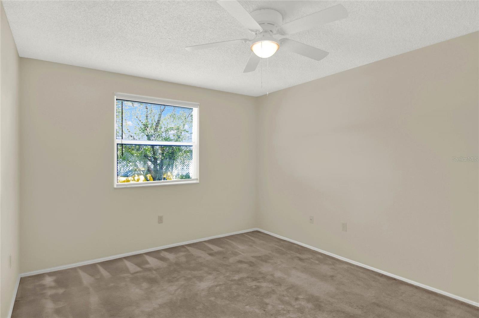 NATURES EDGE RESORT PH 01 - Residential Lease