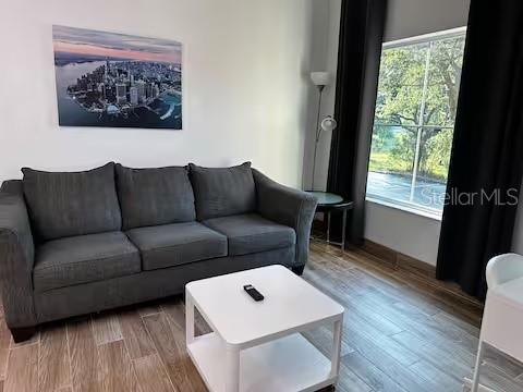 8303 RESORT - Residential